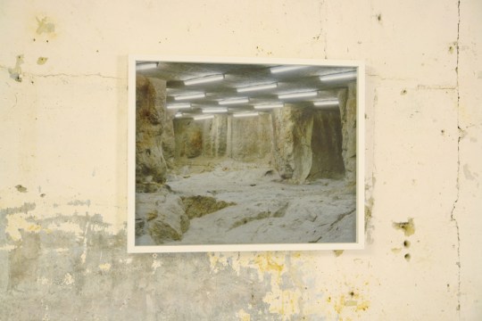 Simon Boudvin, CONCAVE 06 (Poncé-sur-le-Loir), 2012, photographie d'une carrière souterraine.