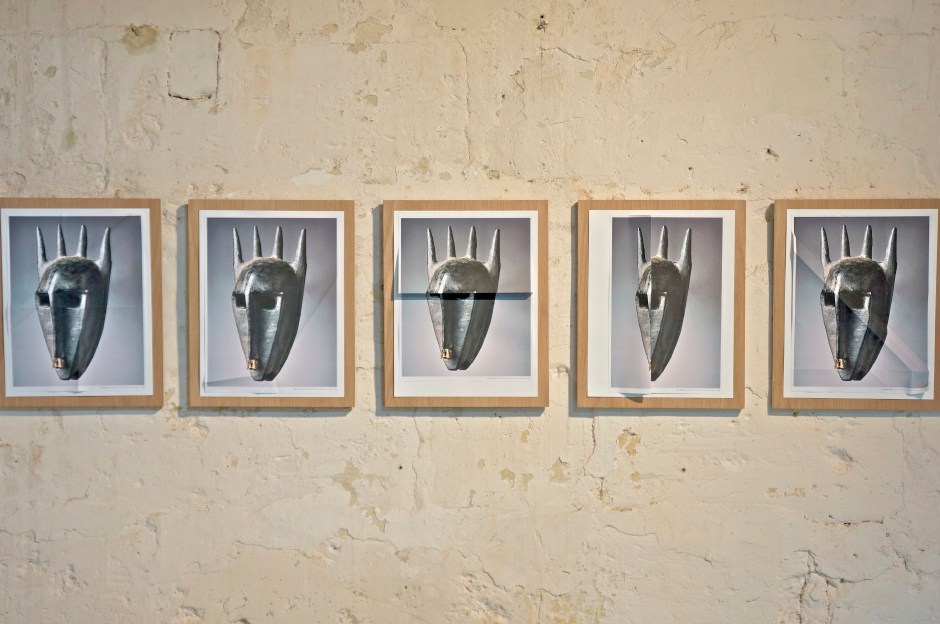 Vittorio Santoro.  Si je me taisais, je n’entendrais plus rien. Mais si je me taisais, les autres bruit reprendraient 2013. Courtoisie de l’artiste et Galerie Jérôme Poggi, Paris.