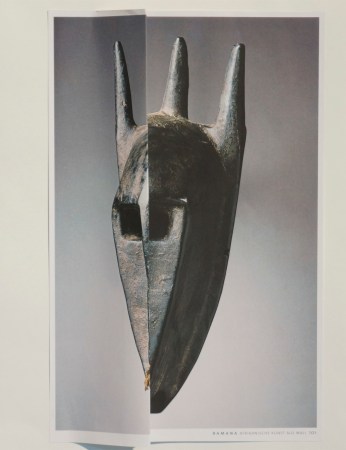 Vittorio Santoro.  Si je me taisais, je n’entendrais plus rien. Mais si je me taisais, les autres bruit reprendraient 2013. Courtoisie de l’artiste et Galerie Jérôme Poggi, Paris.