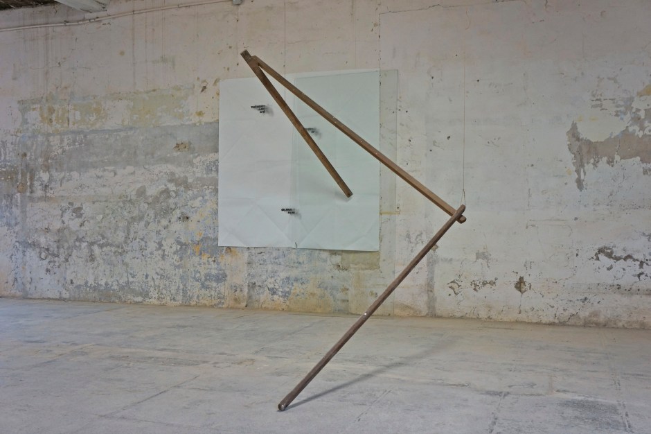 Vittorio Santoro. This Impact Leads Into..., February - July 2011 (Origami Sphinx) 2011. Courtoisie de l’artiste, la Galerie Jérôme Poggi, Paris et la Galerie Campagne Première, Berlin.