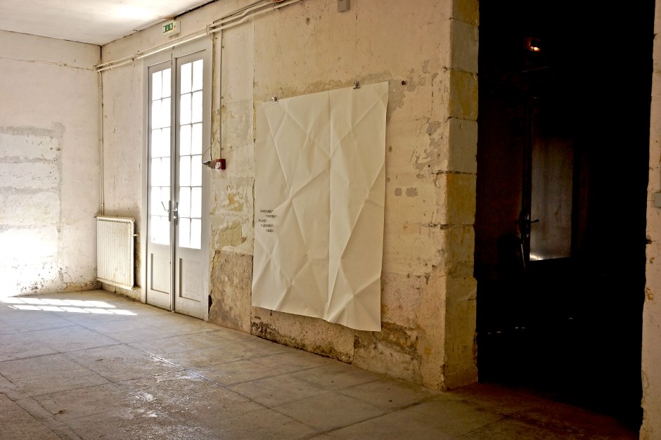 Vittorio Santoro. Posture/Position/Place/ Peril. 2013. Courtoisie de l’artiste et Galerie Jérôme Poggi, Paris.