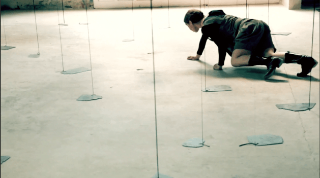 Stéfany Ganachaud et Jonathan Michel.  Quelques pas avant la foret ne tourne. 2012.