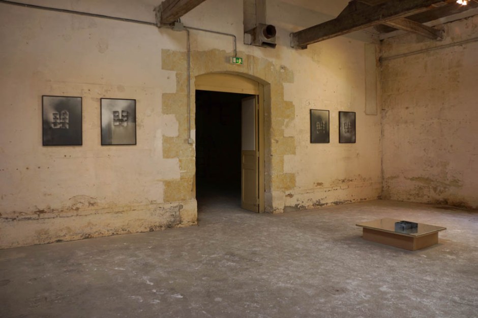 Marie-Jeanne Hoffner, Aéro-grammes, série de 4 peintures sur acétate, encadrées 50x 65 cm, 2014, courtesy galerie Dohyang Lee, Paris, Payne Shurvell Gallery, London© James Porter