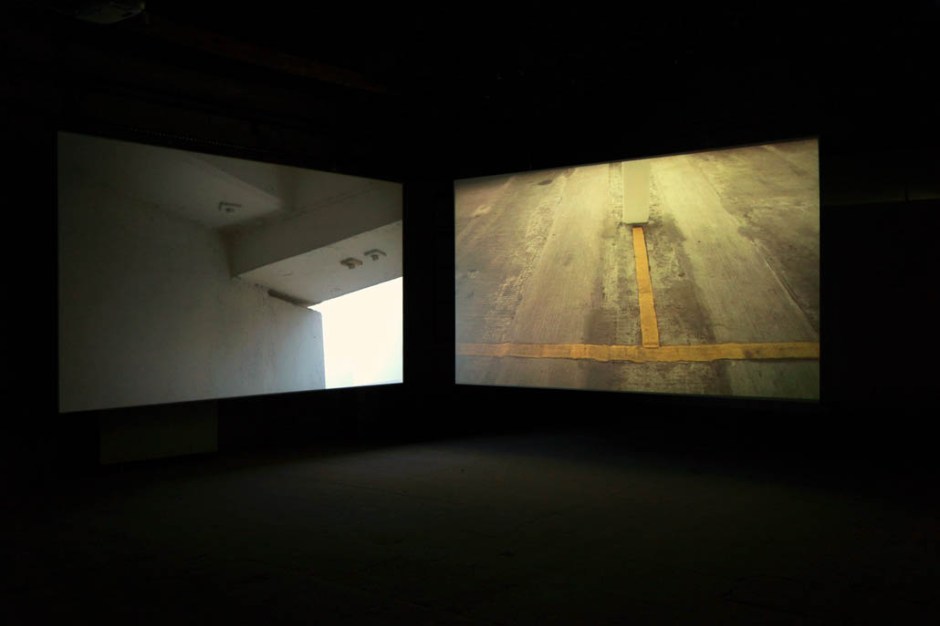 Oliver Beer, The Resonance Project: Pay and Display, 2011, installation vidéo sur deux écrans, courtesy Galerie Ropac, © James Porter