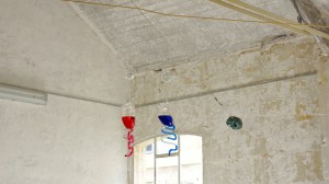 Francisco Tropa. Pai Mãe - Père Mère, 2009. Courtesy of the galerie Jocelyn Wolff, Paris. Photo © James Porter