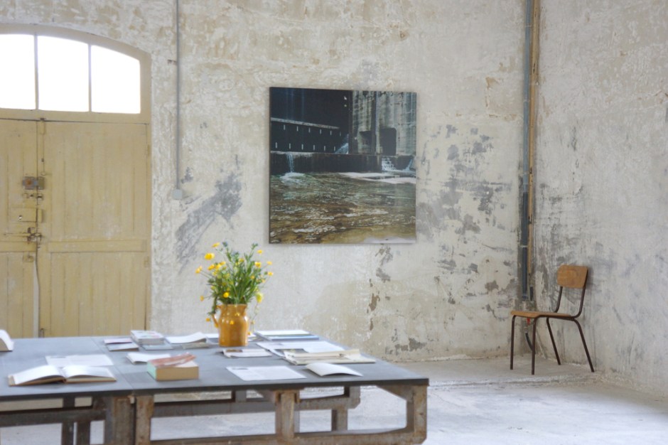 Claire Adelfang, Mur d'eau, 2011. Courtesy Galerie Thaddaeus Ropac, Paris et Salzbourg. Photo © JGP