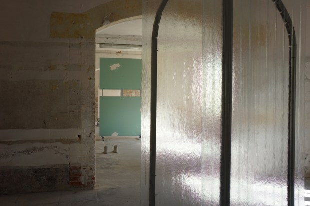 Pieter van der Schaaf. Sans titre, installation in situ, 2016. Photo © JGP