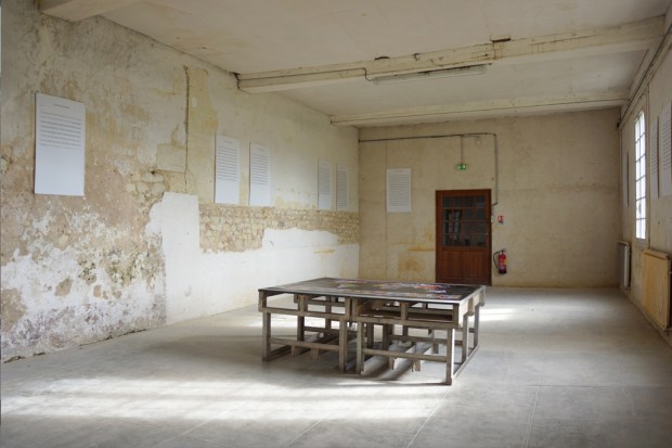 Société Réaliste, U.N. Camouflage, Map of the World, 2012 et Universal Anthem, 2013. Audio et Partitions. Courtesy Galerie  Jérôme Poggi, Paris.